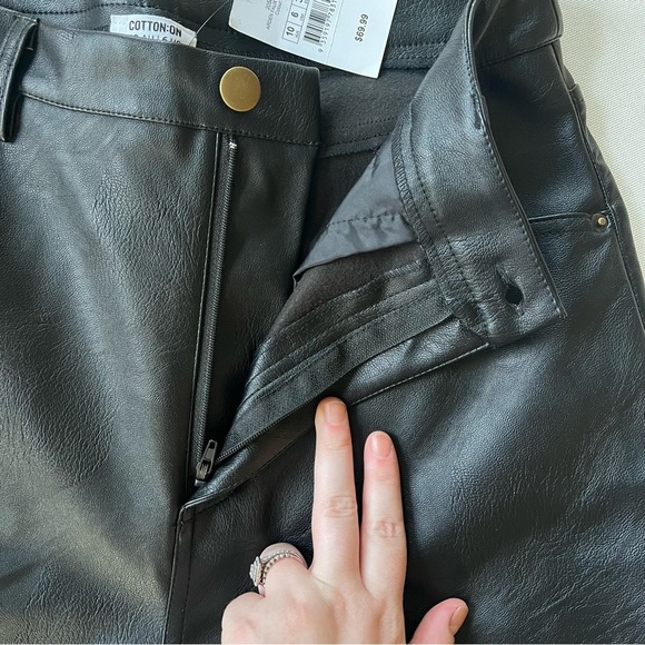 NWT Cotton On High Rise Arden Black Faux Leather Women Pants Size 6 - Picture 7 of 12